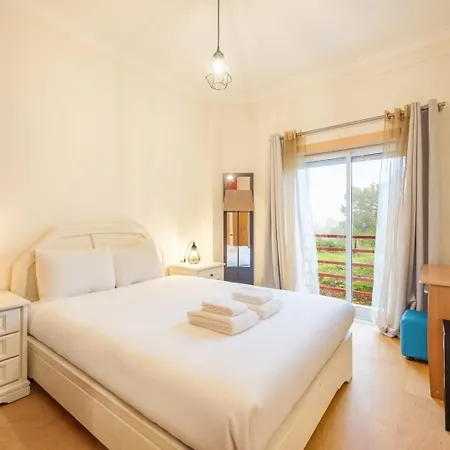Guestready - Cosy Retreat In Charneca De Caparica *