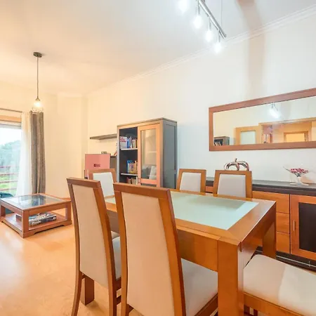 Guestready - Cosy Retreat In Charneca De Caparica Setúbal